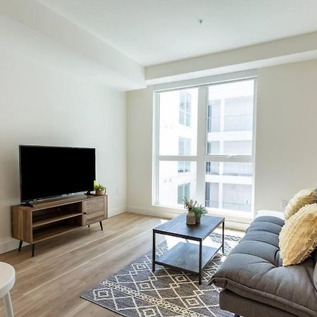 Cozy Apartment Unit With Great Amenities At Ktown Los Angeles Esterno foto