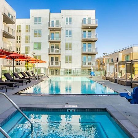 Cozy Apartment Unit With Great Amenities At Ktown Los Angeles Esterno foto