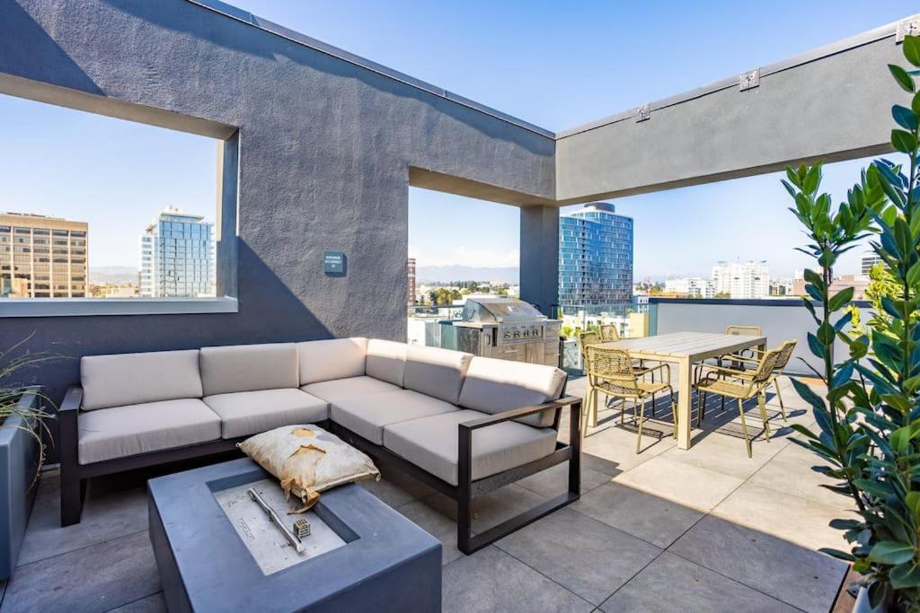 Cozy Apartment Unit With Great Amenities At Ktown Los Angeles Esterno foto